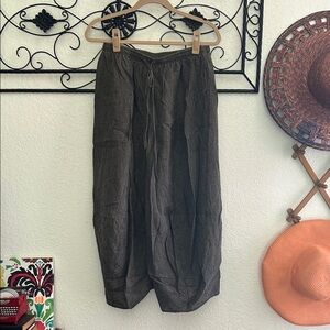 Women's Brown Harlem Cropped Pants | Size Small